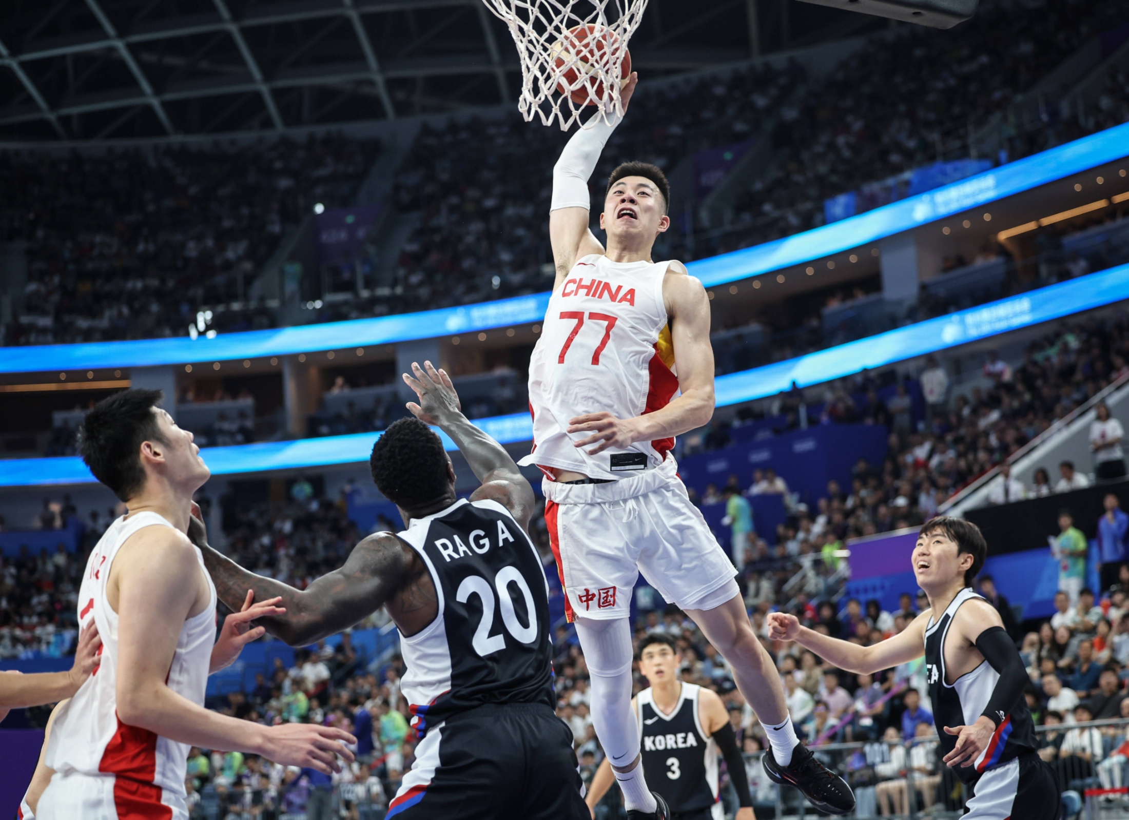 沙巴体育官方入口-包含尼斯迎CBA季后赛关键赛，关键时刻回应争议，信心回归，年轻球员得到机会的词条